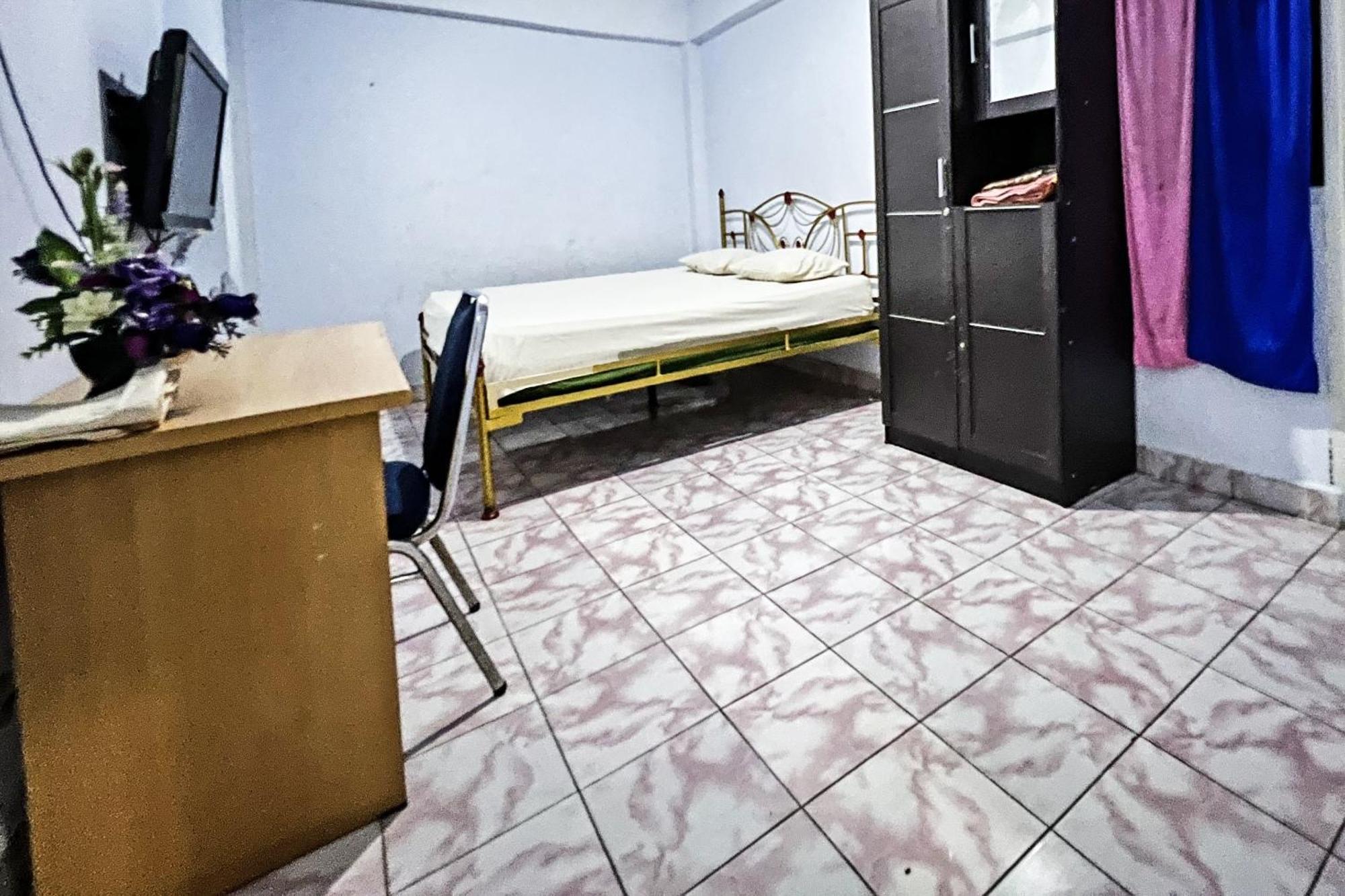 Oyo 91757 Surya Hotelneartaman Anggrek Pkk Watansoppeng Lalabata Экстерьер фото